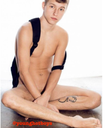 BLONDES ARE SO SWEEEEEEET! 5b8185684d6bd.png