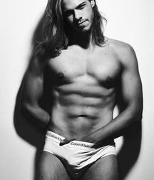 equals in B&W 5b818eeb370b0.jpg