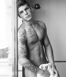 VINCE R. KOWALSKI - FASHION MODEL 5b82bc64a9ee1.jpg