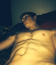 VINCE R. KOWALSKI - FASHION MODEL 5b82bc69a2094.jpg