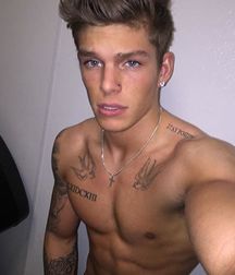 VINCE R. KOWALSKI - FASHION MODEL 5b82bc846e064.jpg