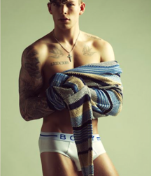 VINCE R. KOWALSKI - FASHION MODEL 5b82bcccd9298.png