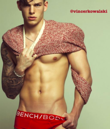 VINCE R. KOWALSKI - FASHION MODEL 5b82bd01235a5.png