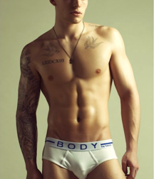 VINCE R. KOWALSKI - FASHION MODEL 5b82bd1144181.png