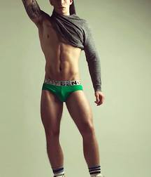 VINCE R. KOWALSKI - FASHION MODEL 5b82bd4163807.jpg
