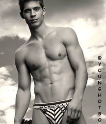 MEN'S B&W 5b82dc7876fe2.jpg