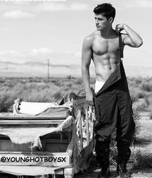 MEN'S B&W 5b82dcb4c2c97.jpg