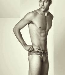MEN'S B&W 5b82dcd271004.jpg