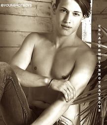 MEN'S B&W 5b82dcd9547e0.jpg