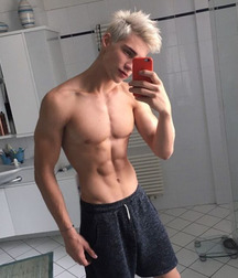 @GBT Hot Boy mix (5) 5bd3f554c112e.jpg