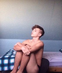 @GBT Hot Boy mix (7) 5bd97a4952aa7.jpg
