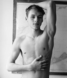 @GBT Hot Boy mix (7) 5bd97acfe1e48.jpg