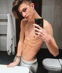 @GBT Hot Boy mix (7) 5bd97f32a2078.jpg