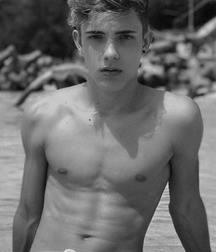 @GBT Hot Boy mix (7) 5bd98053d554b.jpg