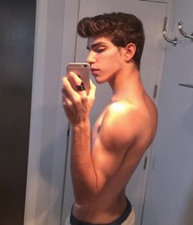 @GBT Hot Boy mix (7) 5bd980ab2244f.jpg