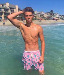 Eager to serve 18 year old 5be681f3cd2ad.jpg