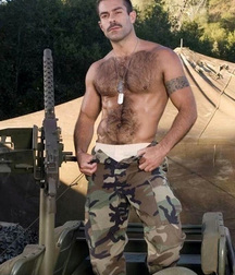 Eager to serve 18 year old 5be6842c2f402.jpg