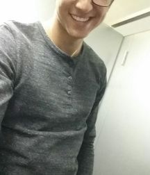 me and lovely stinky shoes 5b8a20be4db41.jpg