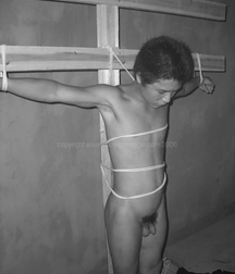 bondage b n w 5b98b83acc4f1.jpg