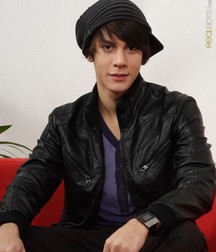 Newbie-Twink 5b8bff7d47abb.jpg