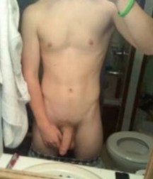 Newbie-Twink 5b8c012001b0d.jpg