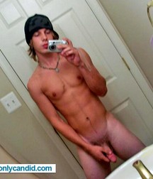 Newbie-Twink 5b8c0128a8f3e.jpg