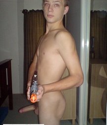 Newbie-Twink 5b8c013f0579b.jpg