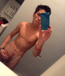 Newbie-Twink 5b8c036aec348.jpg