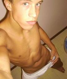 Newbie-Twink 5b8c047f070a2.jpg