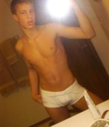 Newbie-Twink 5b8c04800f01a.jpg