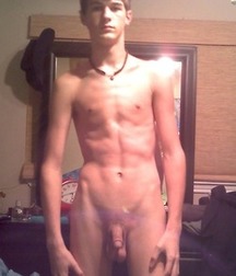 Newbie-Twink 5b8c068b862a0.jpg