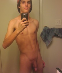 more phone-selfie boys 5b95fb47d3345.jpg