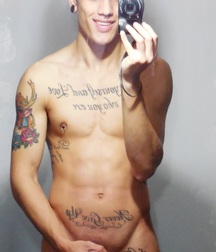 much more phone-selfie boys 5b95fc7c3252f.jpg