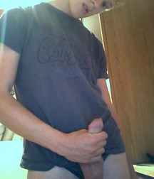 never ending phone-selfie boys 5b95fcc58efa9.jpg