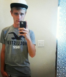  more boys only boys 5b95fdee318ff.jpg