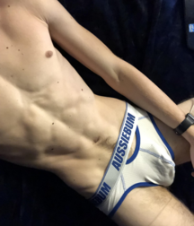 Blonde Twinks Porn Undies 3 5ec97c25308f2.png