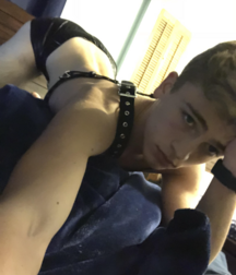 Blonde twinks porn leather gear 5ed2853927bd1.png