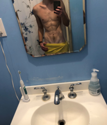 Blonde Twinks Selfies Gay Porn 5fa7462351dcb.png