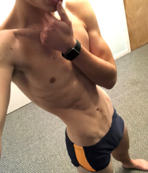 Blonde Twinks Selfies Gay Porn 5fa74742ada8d.png