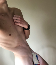 Blonde Twinks Selfies Gay Porn 5fa748edd6e1e.png