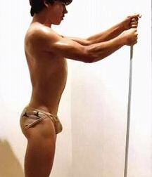 HANDSOME BOYS 5bb9100a9c810.jpg