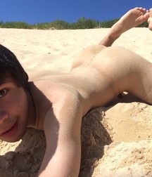 naked in nature 5babe75396bb5.jpg