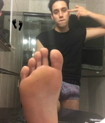Twink Feet Pt. 10 5c79f6a32e409.png