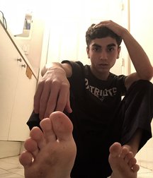 Twink Feet Pt. 10 5c79f6c0cceb0.jpg