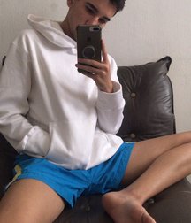 Master Twink Feet 5ca7ad7768e52.jpg