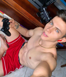 Twink Feet Pt. 12 5cd0b67676ef6.jpeg