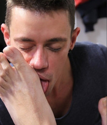 Twink Feet Pt. 13 5cf3346d0743b.jpg