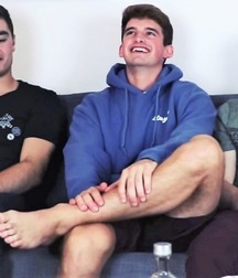 Twink Feet Pt. 13 5cf3347acfbe5.jpg