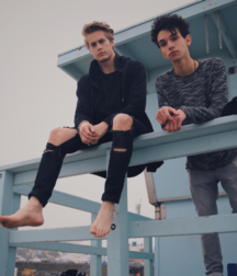 Twink Feet Pt. 14 5d0a984fe391e.png
