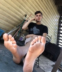 Twink Feet Pt. 14 5d0a986bdd9c3.jpg